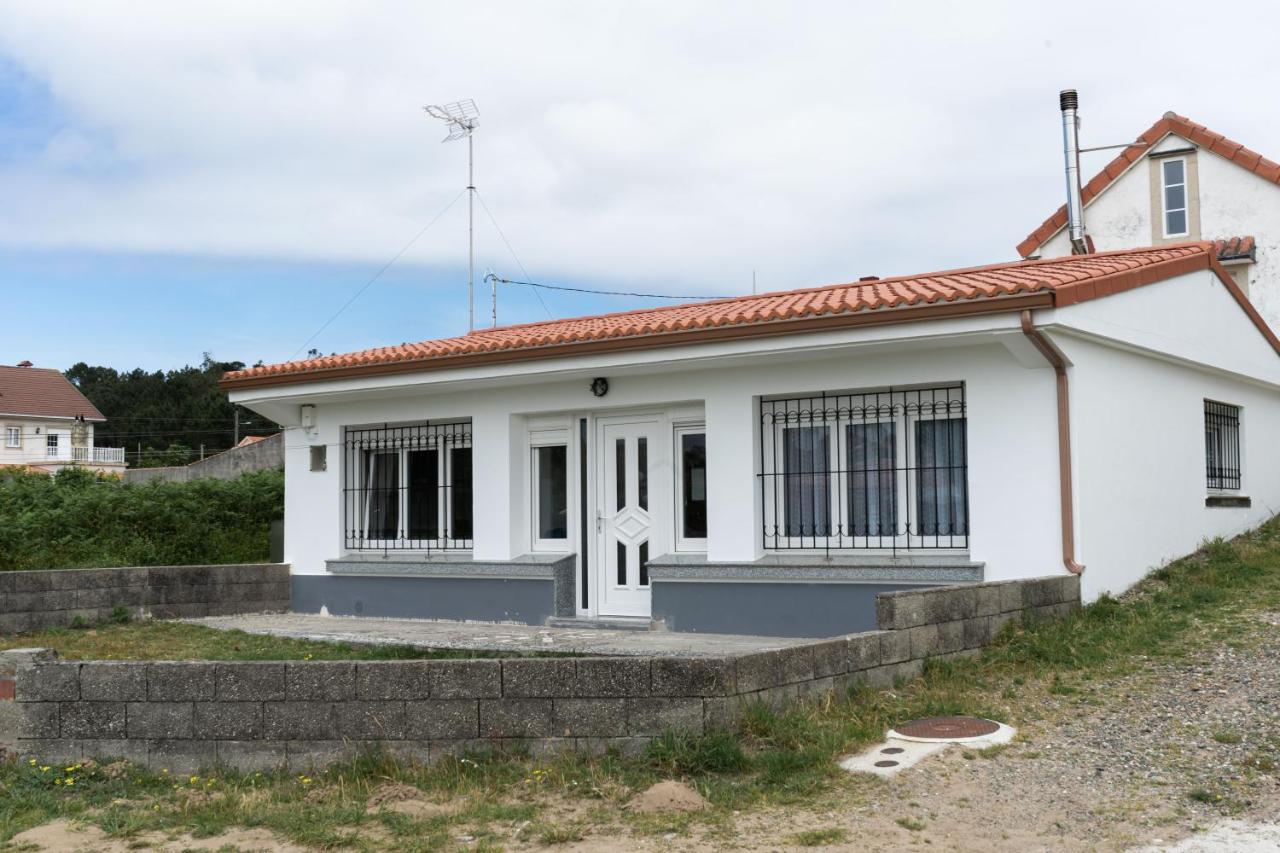 Casa Area Da Vila Camarinas Exterior photo